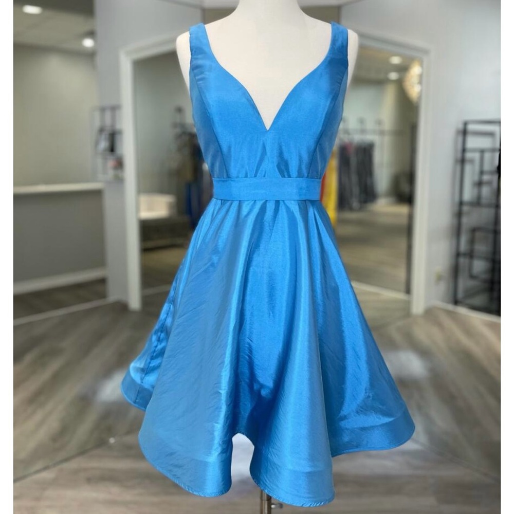 Elegant Blue Sleeveless Dress by Ashley Lauren